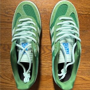 Adidas para Bad Bunny Gazelle El Yunque